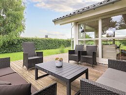 6 Person Holiday Home in Vaeggerlose-by Traum