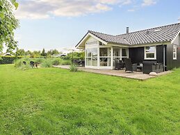 6 Person Holiday Home in Vaeggerlose-by Traum