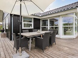 6 Person Holiday Home in Vaeggerlose-by Traum