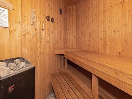 10 Person Holiday Home in Hojslev-by Traum