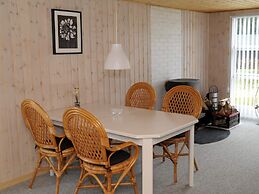 5 Person Holiday Home in Ans By-by Traum