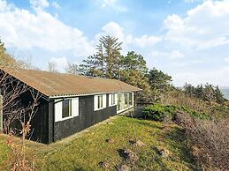 6 Person Holiday Home in Spottrup