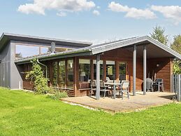 6 Person Holiday Home in Bjert-by Traum