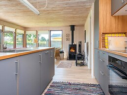 6 Person Holiday Home in Bjert-by Traum