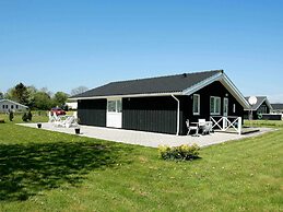 6 Person Holiday Home in Hadsund-by Traum