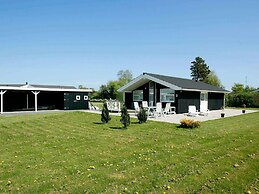 6 Person Holiday Home in Hadsund-by Traum