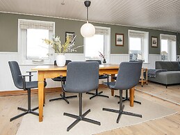 6 Person Holiday Home in Harboore-by Traum