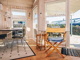6 Person Holiday Home in Ronde-by Traum