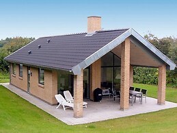 6 Person Holiday Home in Struer-by Traum