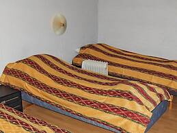 10 Person Holiday Home in Kaldfarnes-by Traum