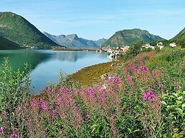 10 Person Holiday Home in Kaldfarnes-by Traum