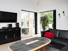 8 Person Holiday Home in Ebeltoft-by Traum