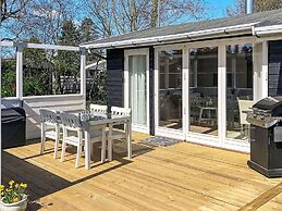 6 Person Holiday Home in Vaeggerlose-by Traum