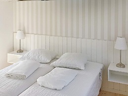 6 Person Holiday Home in Vaeggerlose-by Traum