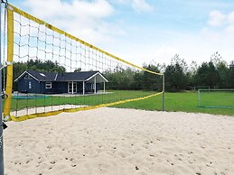 14 Person Holiday Home in Hojslev