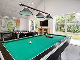 14 Person Holiday Home in Hojslev