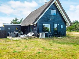 5 Person Holiday Home in Harboore-by Traum