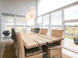 6 Person Holiday Home in Brovst