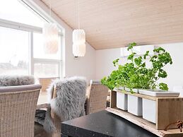 6 Person Holiday Home in Brovst