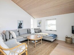 6 Person Holiday Home in Brovst