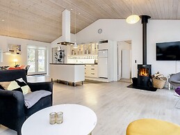 7 Person Holiday Home in Rodby-by Traum