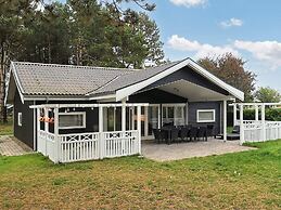 7 Person Holiday Home in Rodby-by Traum