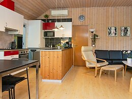 8 Person Holiday Home in Ebeltoft-by Traum
