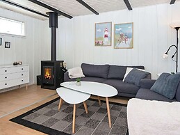 4 Person Holiday Home in Hemmet-by Traum