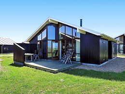 8 Person Holiday Home in Ulfborg