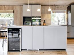 6 Person Holiday Home in Vaeggerlose-by Traum