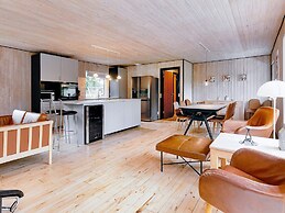 6 Person Holiday Home in Vaeggerlose-by Traum