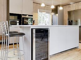 6 Person Holiday Home in Vaeggerlose-by Traum