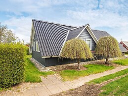 6 Person Holiday Home in Hejls