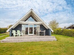 6 Person Holiday Home in Hejls