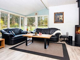 4 Person Holiday Home in Ans By-by Traum