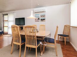 6 Person Holiday Home in Lokken-by Traum