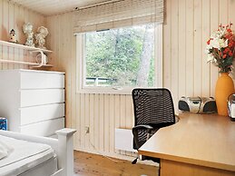 Garden View Holiday Home in Frederikshavn near Sea