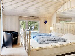 Garden View Holiday Home in Frederikshavn near Sea
