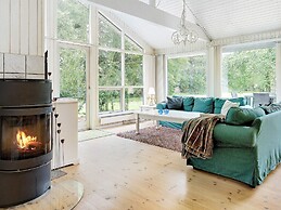 Garden View Holiday Home in Frederikshavn near Sea
