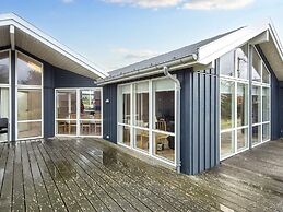 10 Person Holiday Home in Harboore-by Traum