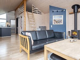 10 Person Holiday Home in Harboore-by Traum