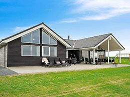 5 Star Holiday Home in Bogense