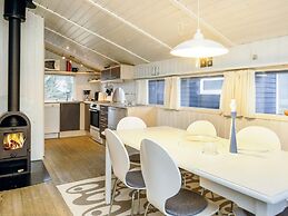 Homely Holiday Home in Jutland near Sea