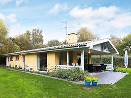 8 Person Holiday Home in Humble