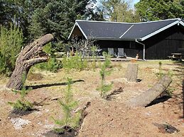 Fascinating Holiday Home in Norre Nebel near Sea