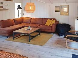 Fascinating Holiday Home in Norre Nebel near Sea
