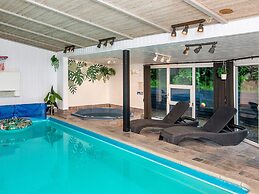 Refined Holiday Home in Glesborg near Sea