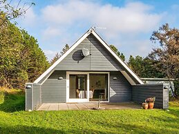 Tranquil Holiday Home in Ringkøbing near Sea