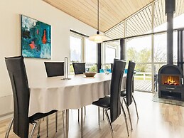 6 Person Holiday Home in Fjerritslev-by Traum