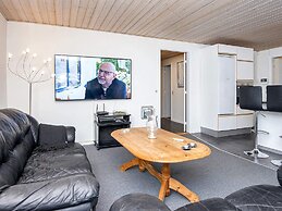 10 Person Holiday Home in Glesborg-by Traum